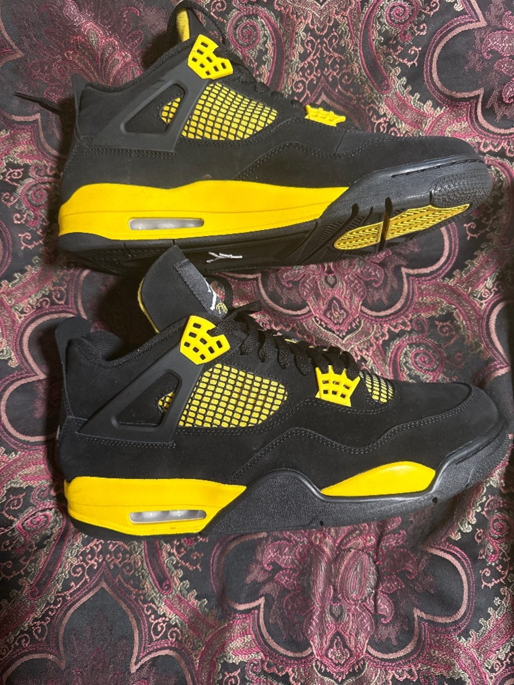 Jordan 4 yellow thunder size 12